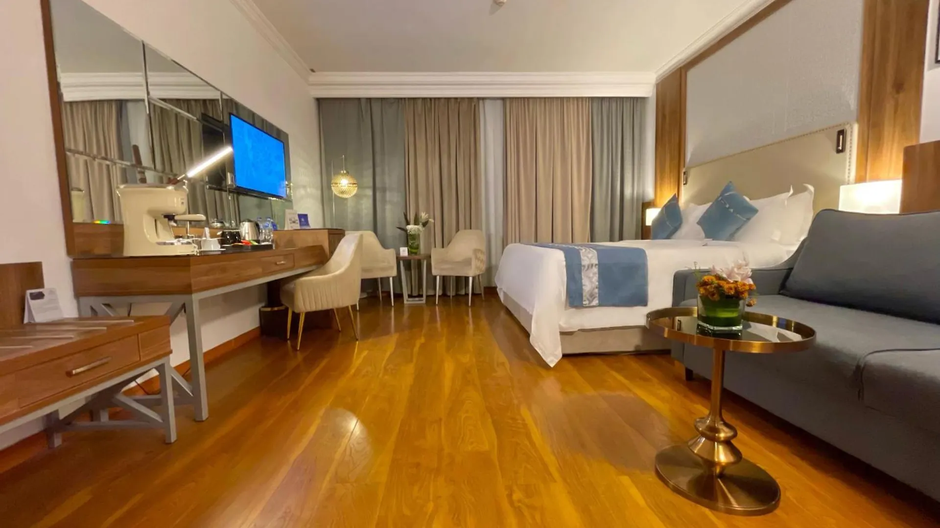 Al Ritz Al Madinah Hotel Medina Saudi Arabia